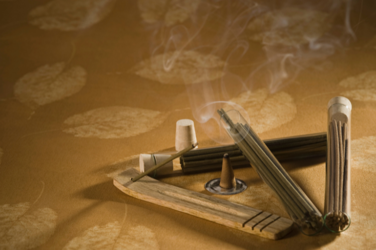 Reason To Burn Incense Sticks during Meditation and Its Benefits